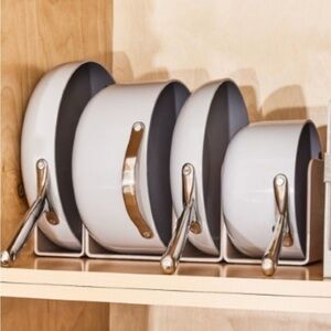 Like new Caraway Magnetic Racks for Pots and Pan - Set of 4